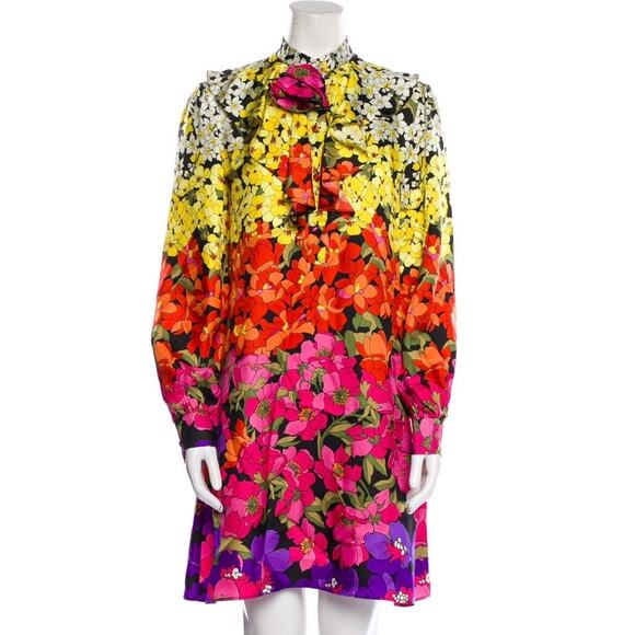 ❤️Gucci 2018 Floral Print Mini Dress❤️ - Picture 2 of 5